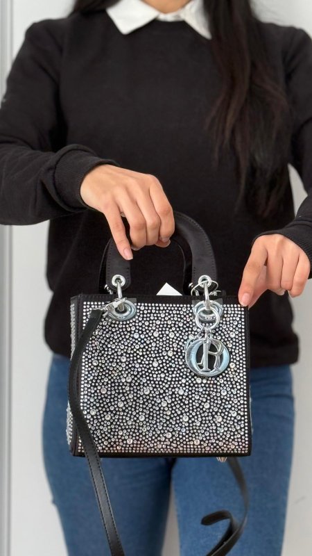 شنطة - Lady Dior limited edition / شامل علبة الشركة