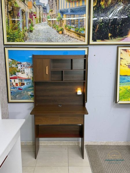 مكتبة للدراسة والعمل